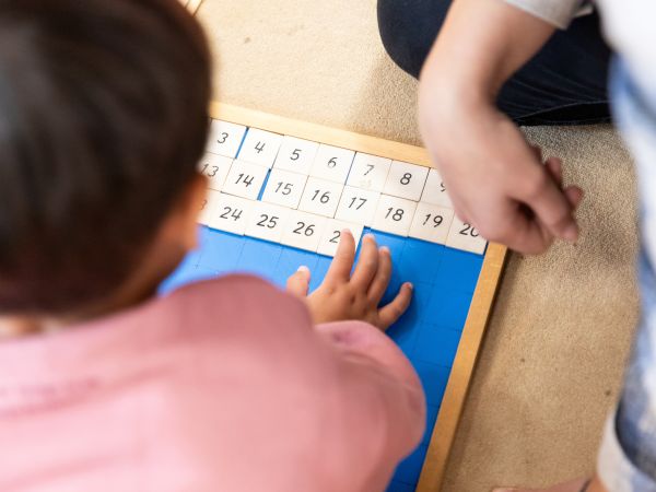 Montessori materiaal cijferbord
